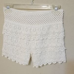 Canyon River Blues Lace White Shorts